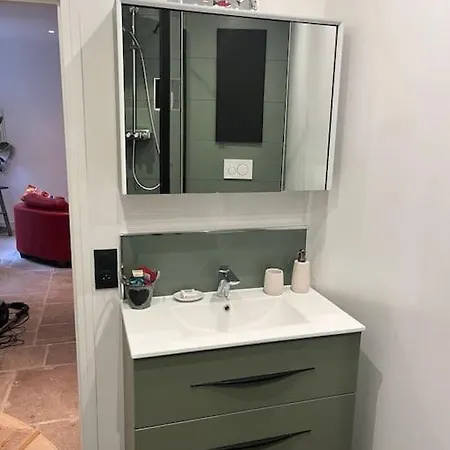 아파트 The Coach House *