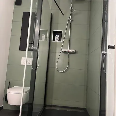 The Coach House 아파트